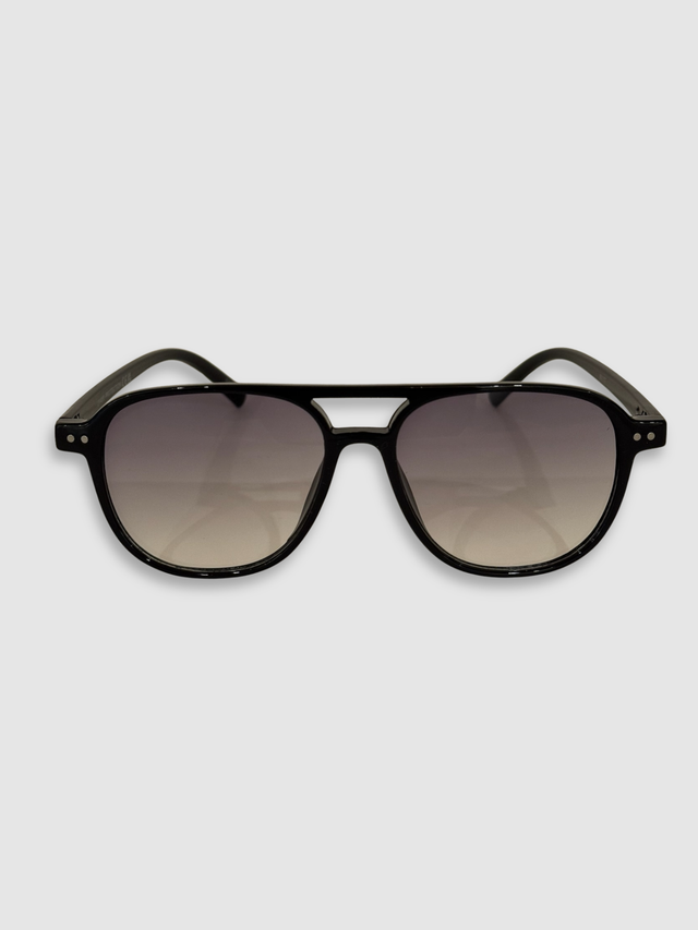ACCESSORIES | LOVE, QUIN